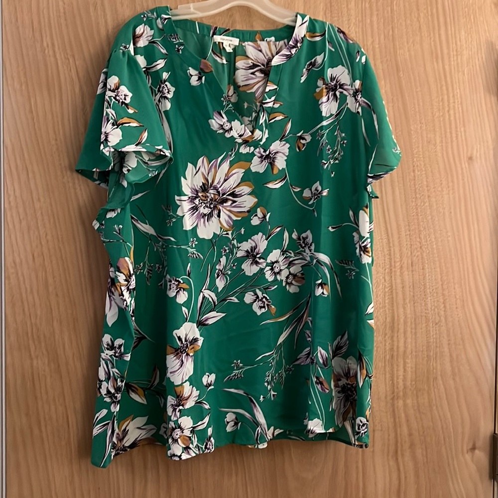 NWOT Maurice’s Dressy Top